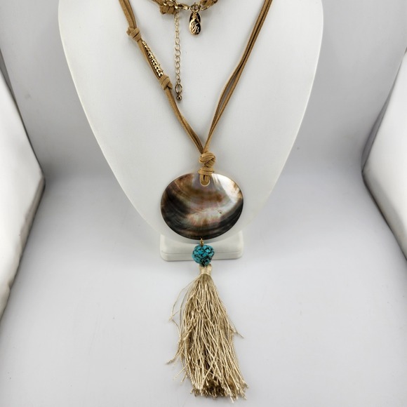 Tommy Bahama Turquoise Tassel Necklace Faux Suede Shell Pendant Boho Fringe - Picture 1 of 6